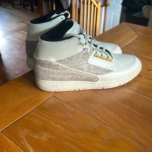 Nike Air Python (Size 12)